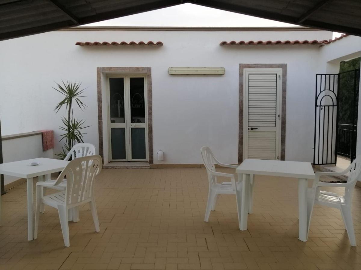 Sicilia Mare Hotel Porto Palo Exterior foto
