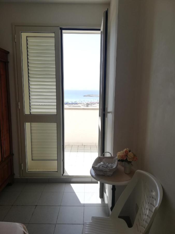 Sicilia Mare Hotel Porto Palo Exterior foto