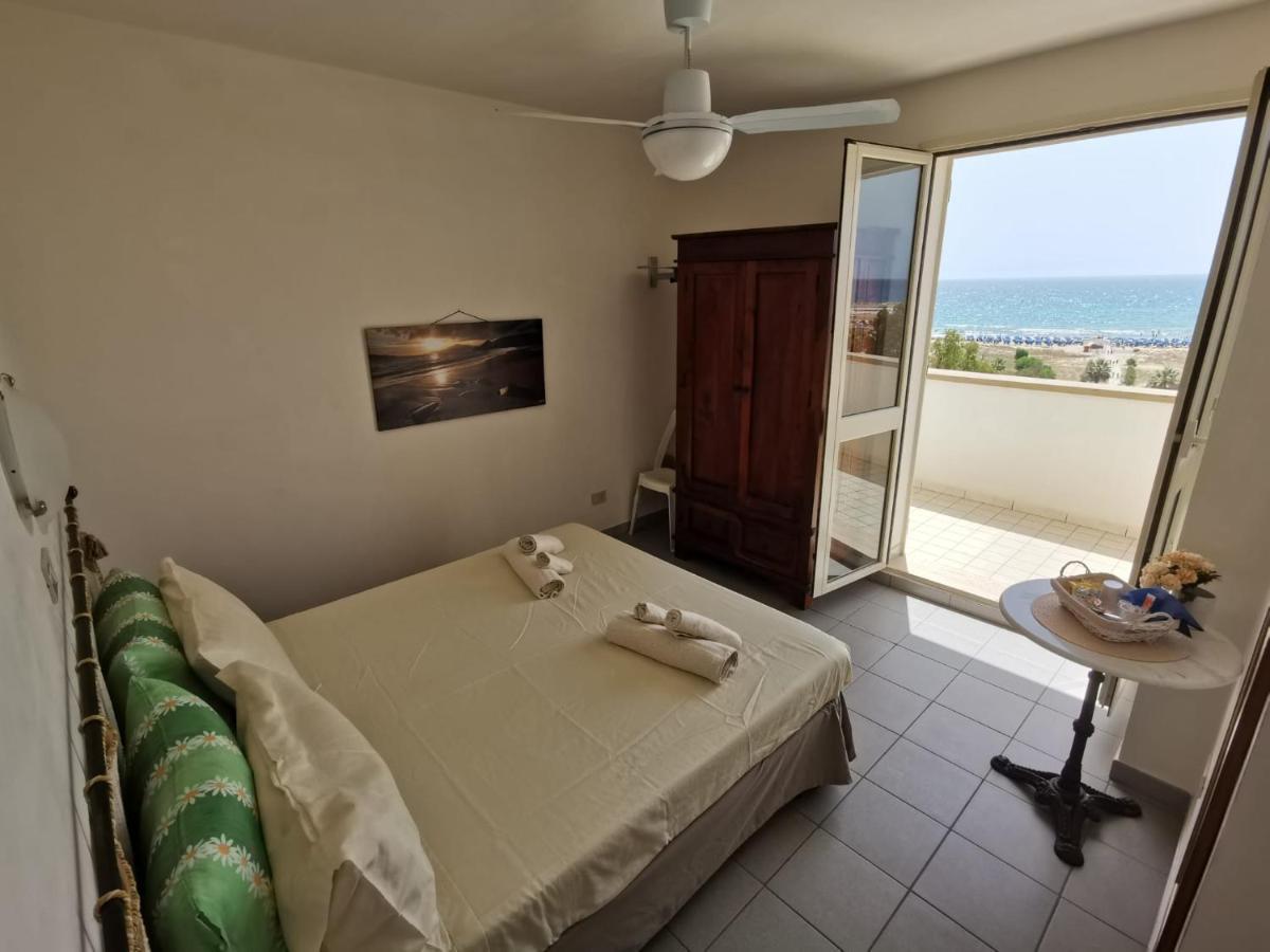 Sicilia Mare Hotel Porto Palo Exterior foto